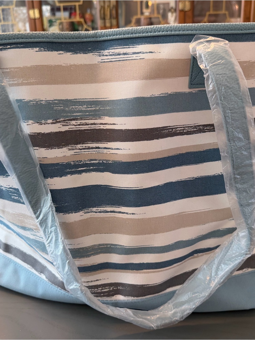 Brand-new Thirty-One All-Day Organizing Tote in the Sea Stripe pattern.